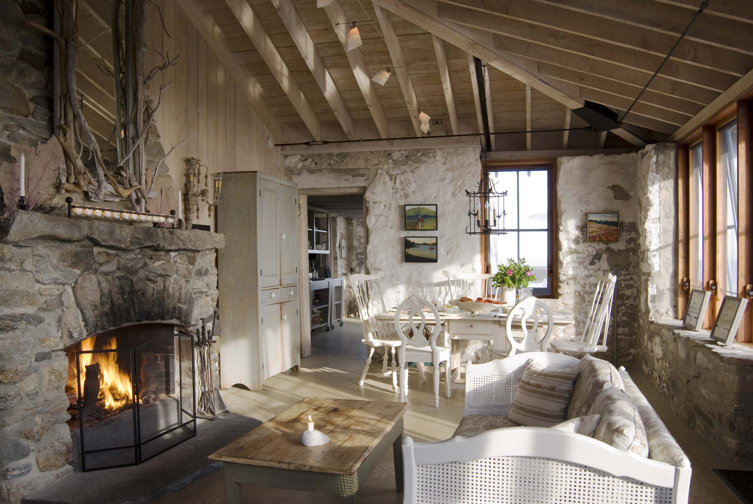    Rustic Decor Living Room 