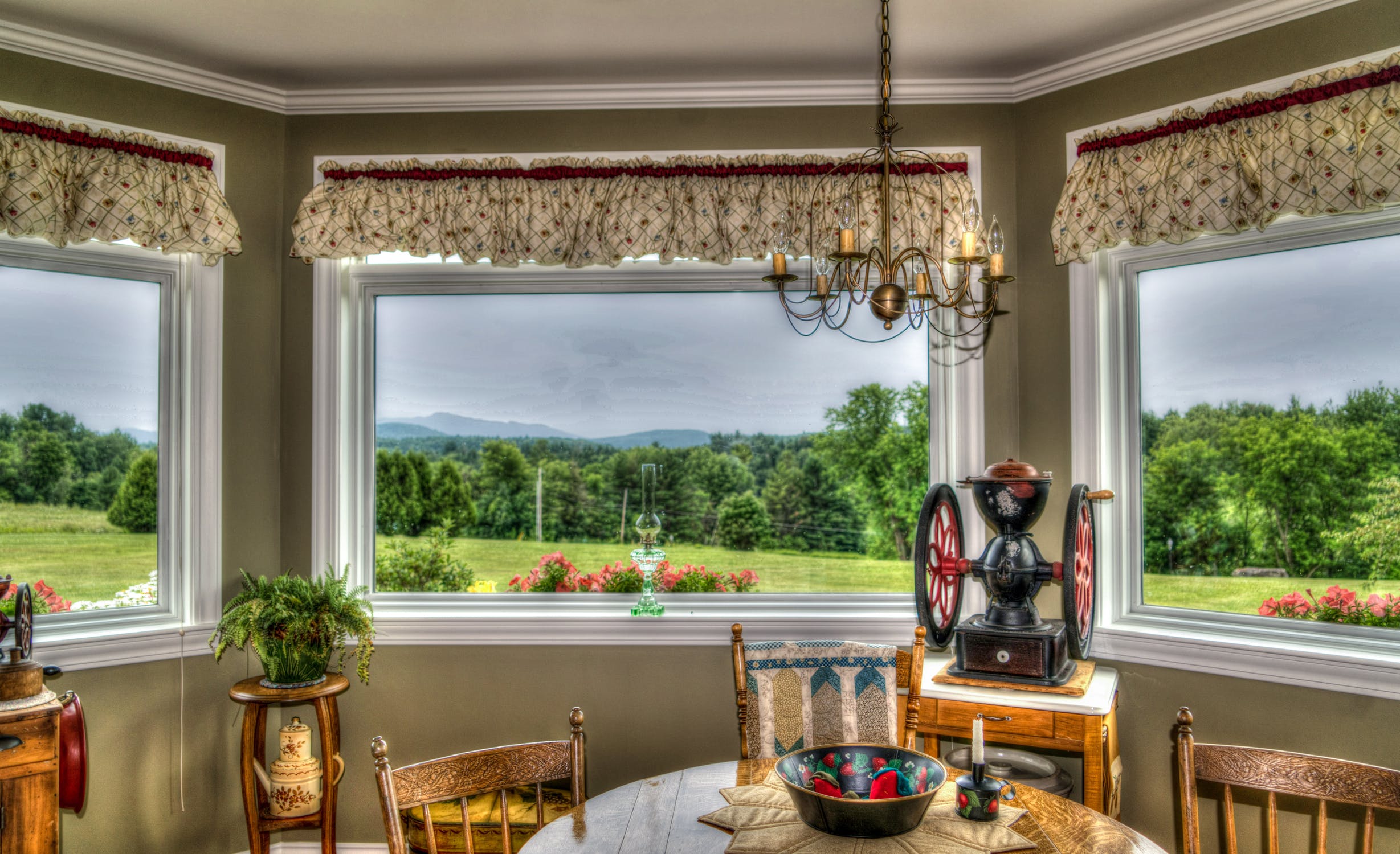 6 Rustic Furniture and Decor Ideas for Your Kitchen